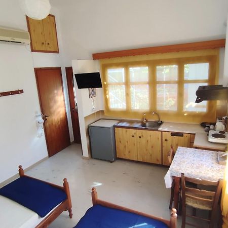 Petralonia Apartment Mytilene ภายนอก รูปภาพ