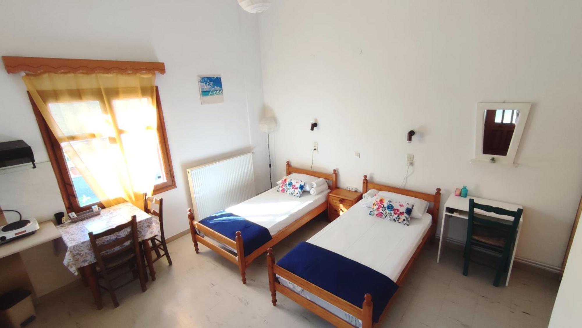 Petralonia Apartment Mytilene ภายนอก รูปภาพ