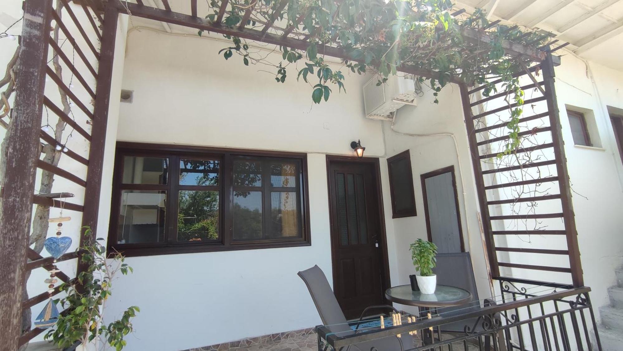 Petralonia Apartment Mytilene ภายนอก รูปภาพ