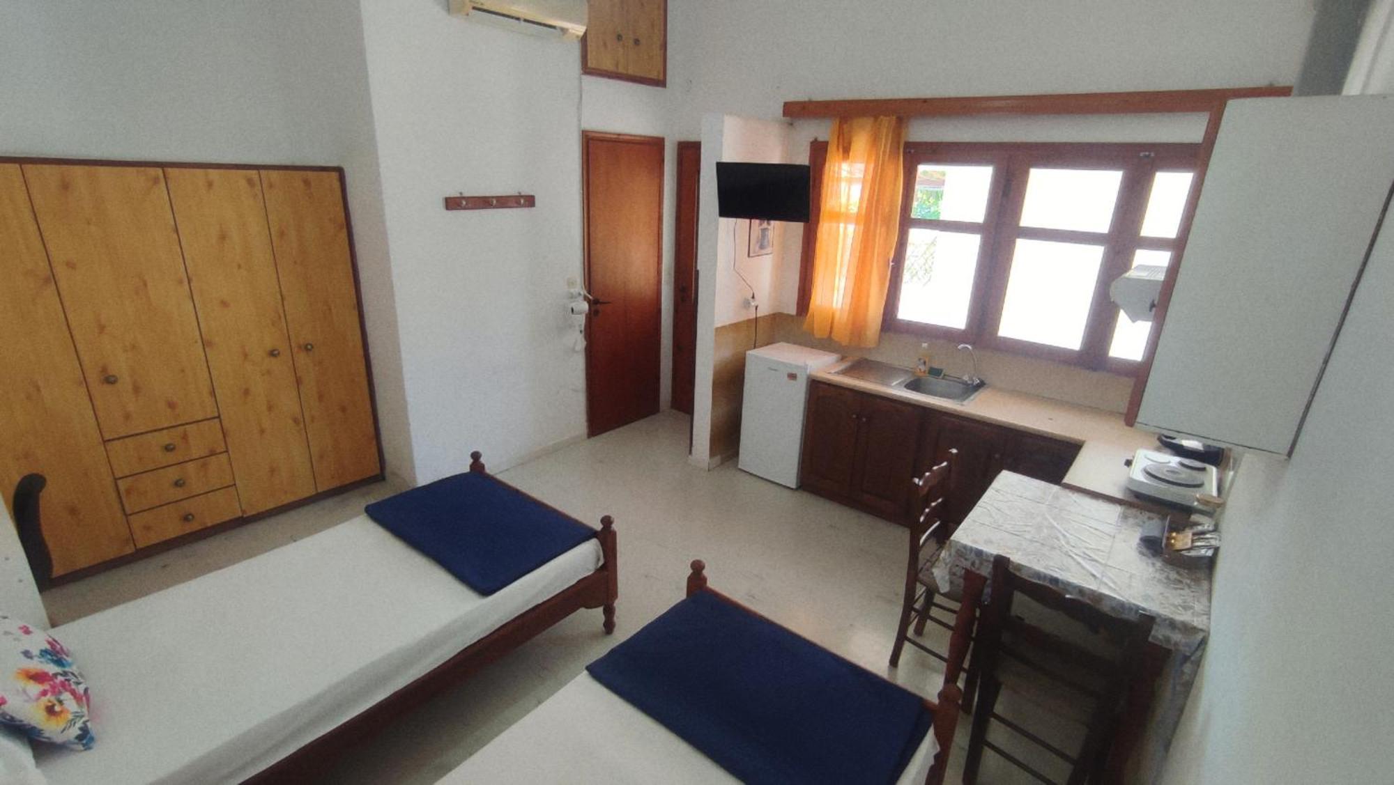 Petralonia Apartment Mytilene ภายนอก รูปภาพ