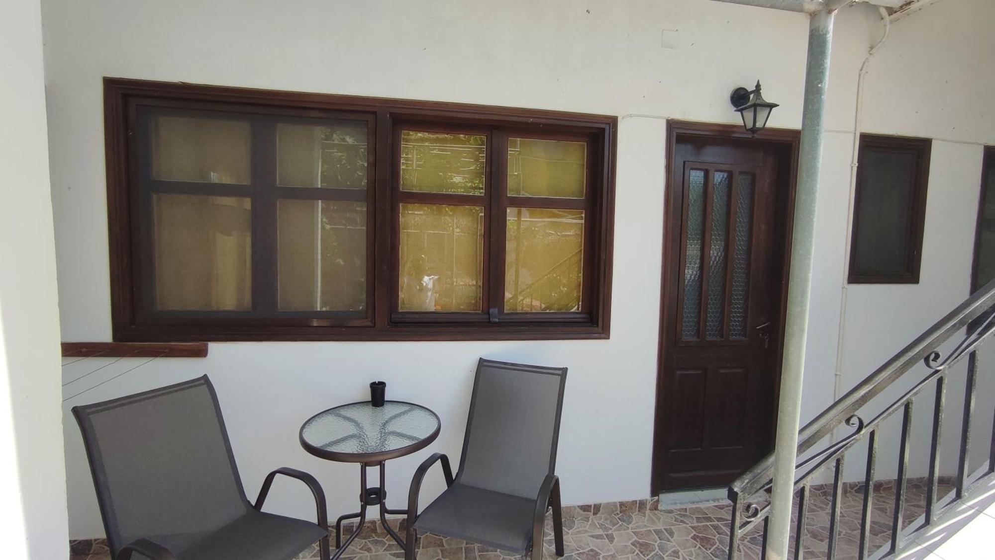 Petralonia Apartment Mytilene ภายนอก รูปภาพ