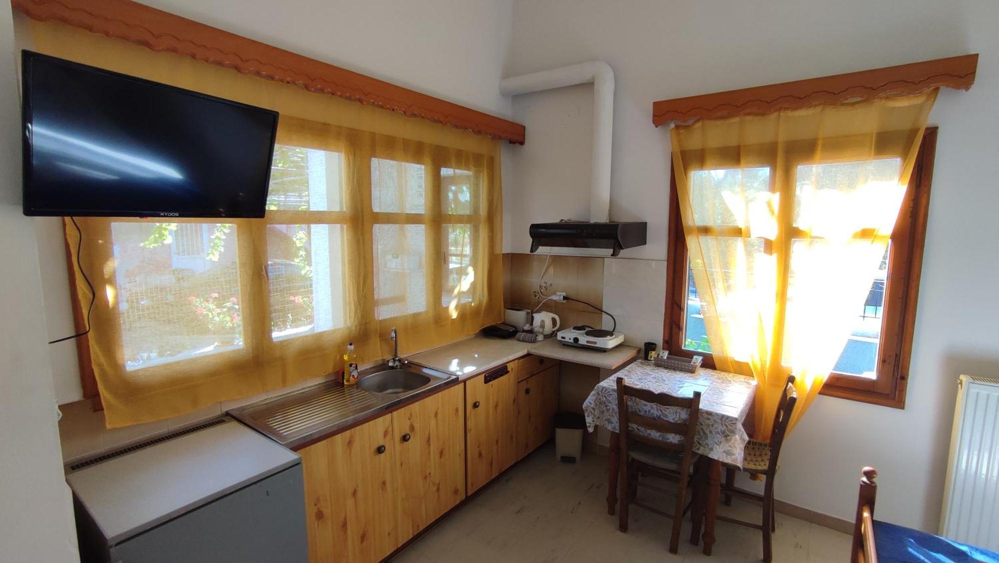 Petralonia Apartment Mytilene ภายนอก รูปภาพ
