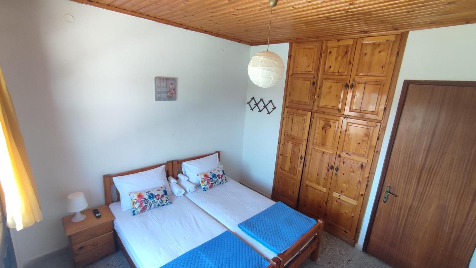 Petralonia Apartment Mytilene ภายนอก รูปภาพ